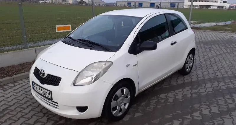 toyota Toyota Yaris cena 11500 przebieg: 215000, rok produkcji 2007 z Piekary Śląskie